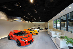 自動車ショールーム Tokyo Lotus Centre 原宿の杜ショールーム アーキッシュギャラリー