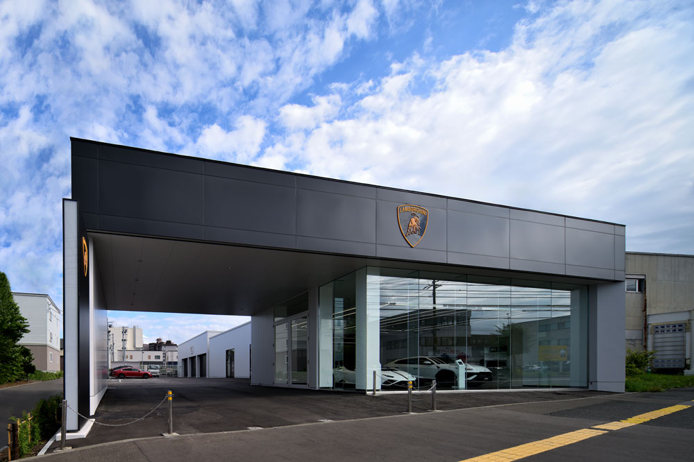 自動車ショールーム・カーディーラー 札幌市厚別区　Lamborghini Sapporo