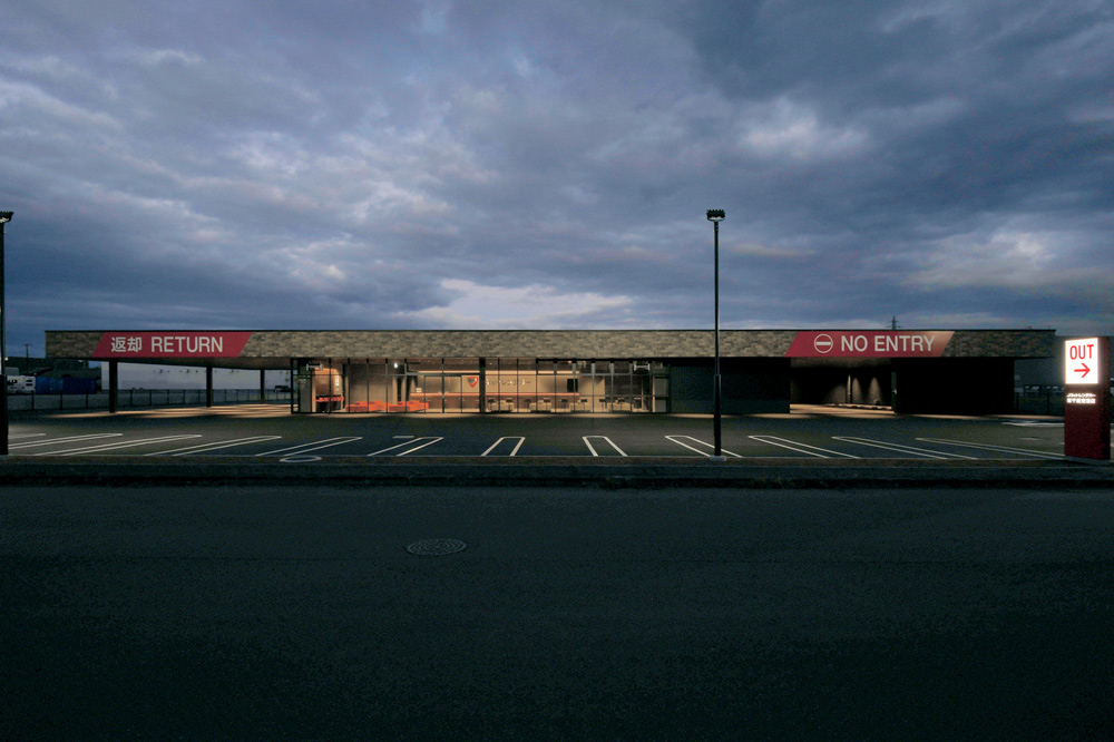 自動車ショールーム・カーディーラー 北海道千歳市　Jネットレンタカー新千歳空港店