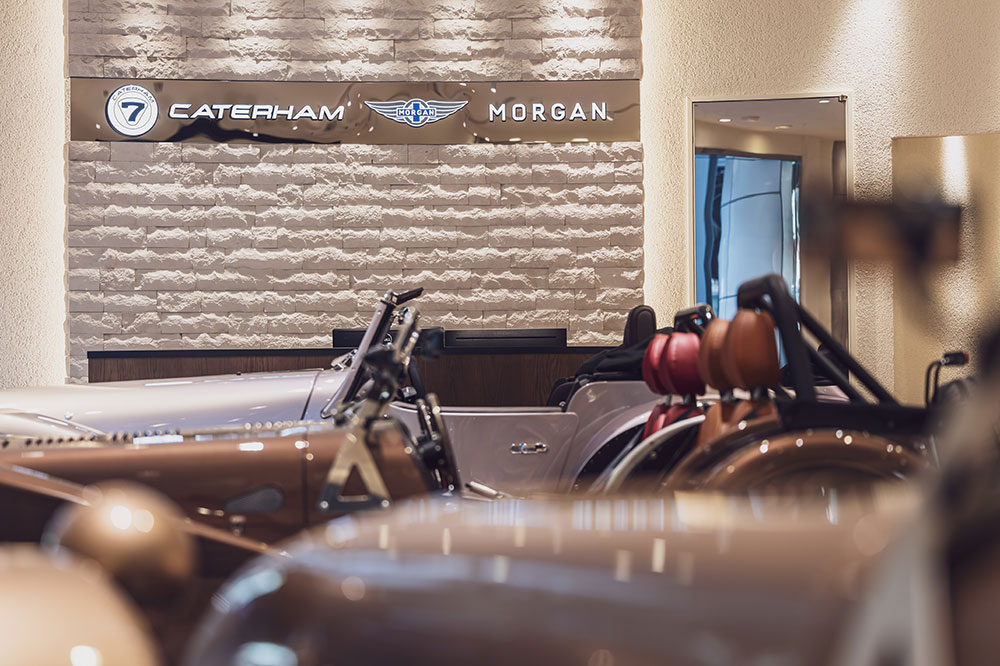 CATERHAM TOKYO/MORGAN CARS TOKYOの設計・建築工事 実例