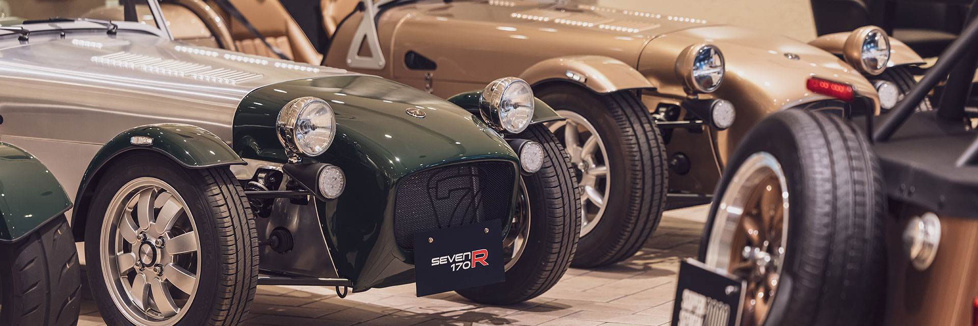 CATERHAM TOKYO/MORGAN CARS TOKYOの設計・建築工事 実例
