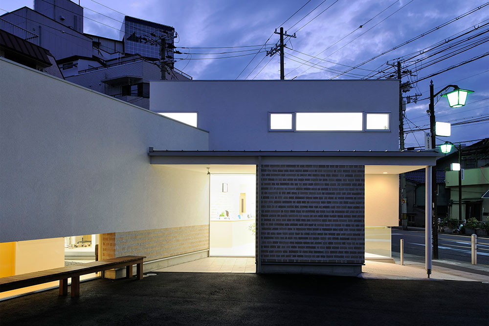 クリニック・サロン 医療法人 森川医院 アーキッシュギャラリー